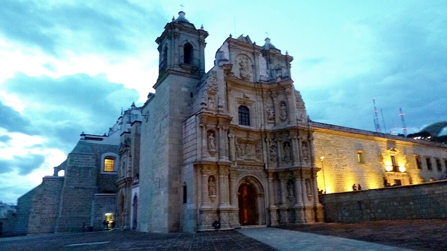Oaxaca, Basílica de Nuestra Señora de la Soledad.