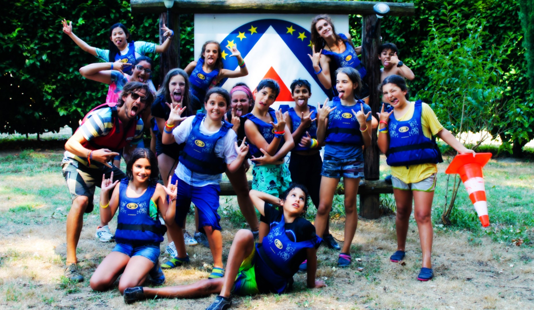 Cursos de Verano en el extranjero, Village Camps BS Educatours