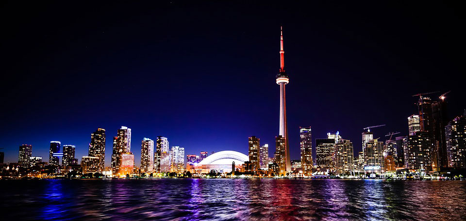 estudia en el extranjero - toronto de noche